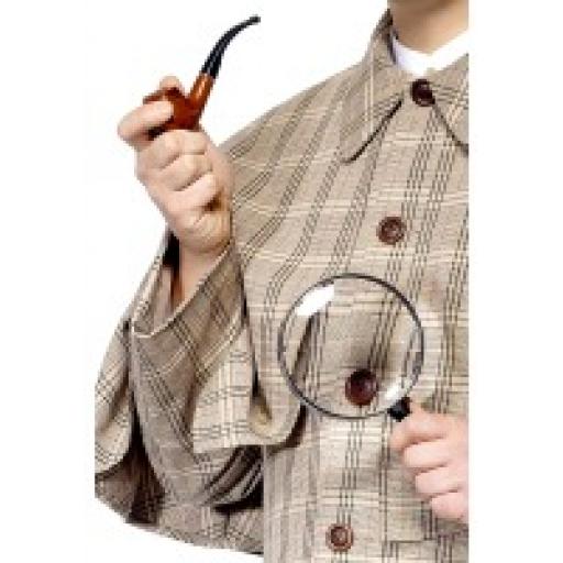 Sherlock Holmes Kit pipe and magnifying glass.
