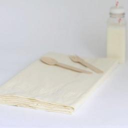 Ivory-paper-tablecloth-large_735de761-95ae-4723-9cd8-0e8733453428_2048x.jpg